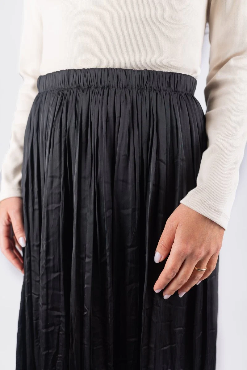 Bria Skirt (Black) - Image 7