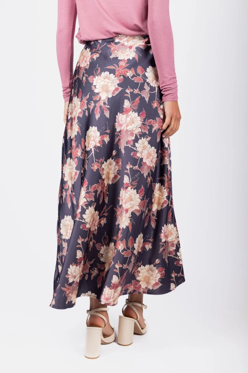 Dakota Skirt (Navy/Burgundy) - Image 4