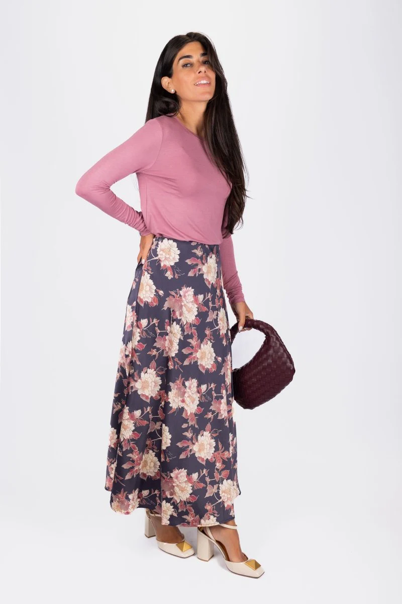 Dakota Skirt (Navy/Burgundy) - Image 5