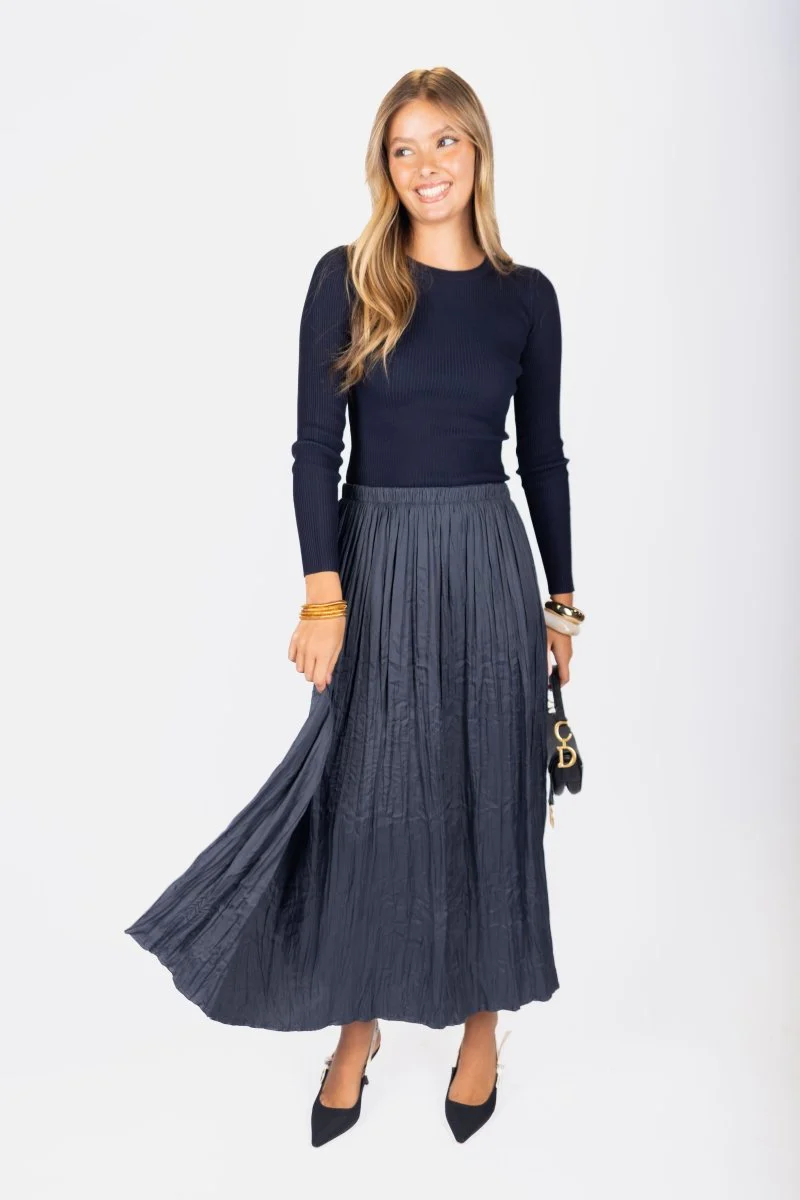Lila Top (Navy) - Image 2