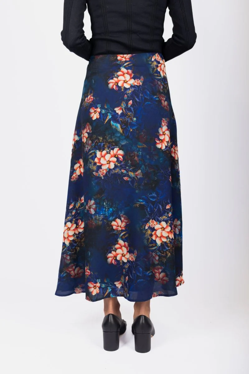 Sylvie Skirt (Blue/Red) - Image 4