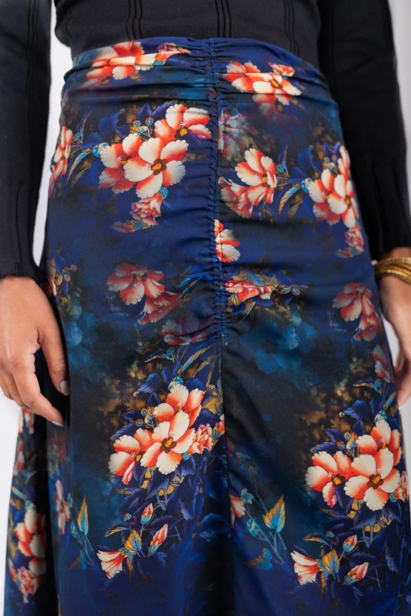 Sylvie Skirt (Blue/Red) - Image 5